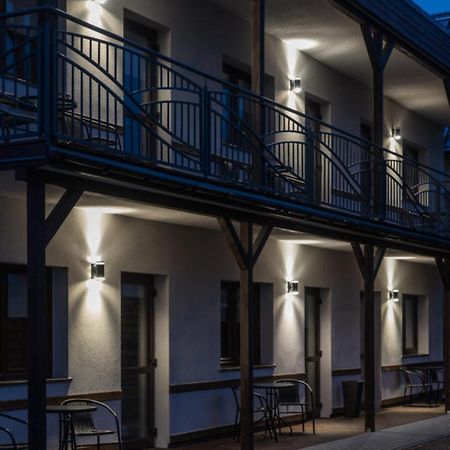 Gray House Apartamenty Дзивновек Экстерьер фото
